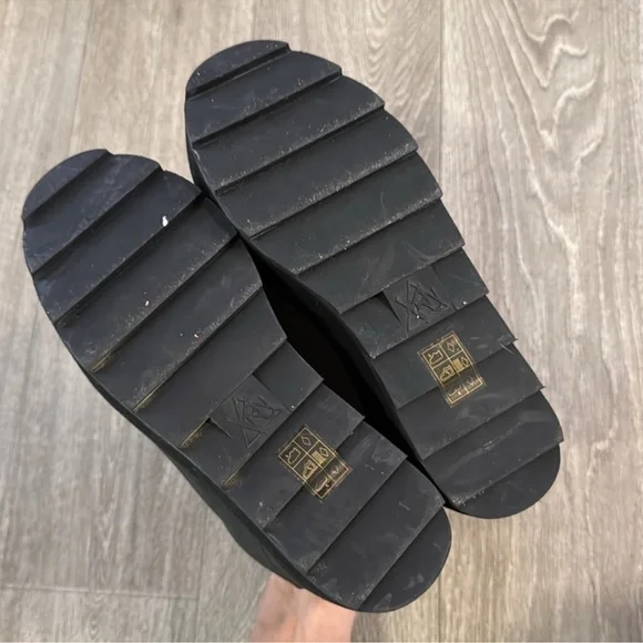 YRU holographic platform shoes women’s sz 7 - Picture 4 of 7